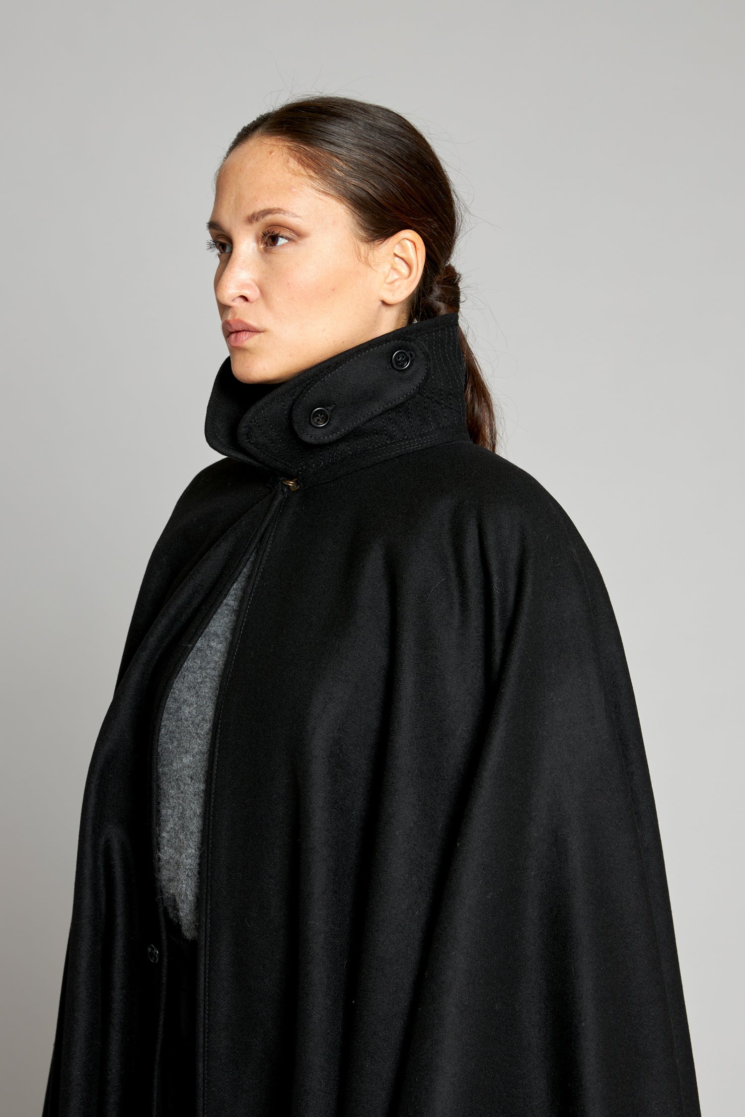 15-18 Panno Laguna Black