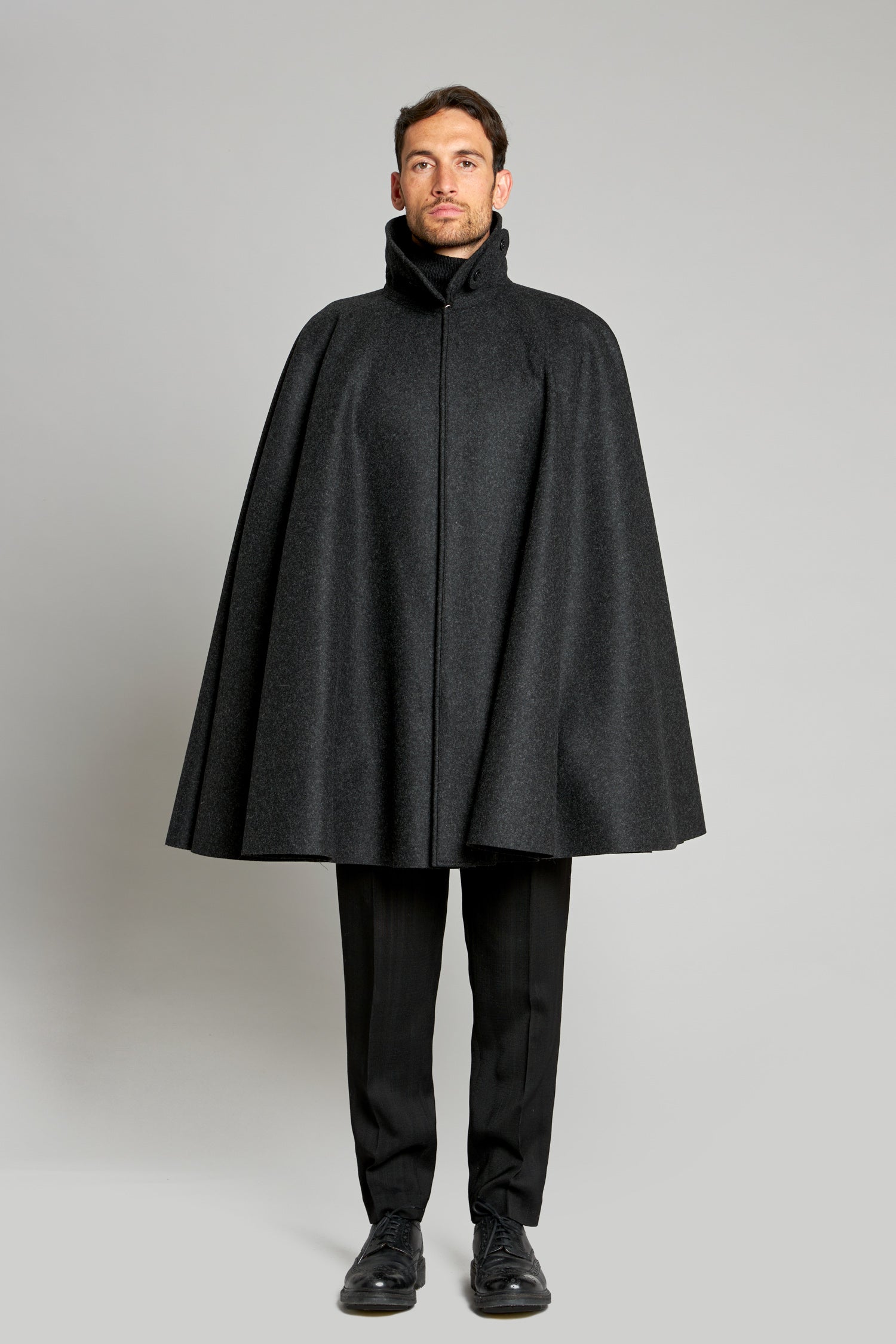 15-18 Piave Dark Grey - Notaio