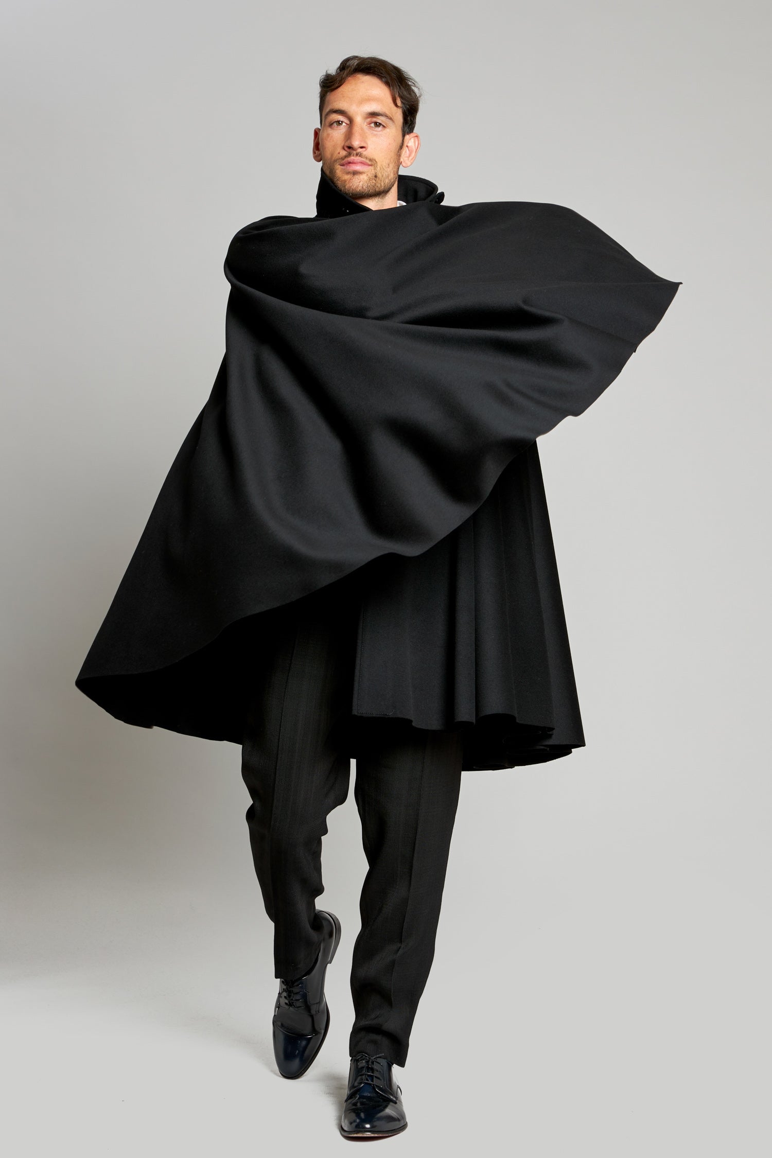 15-18 Velour LP Black