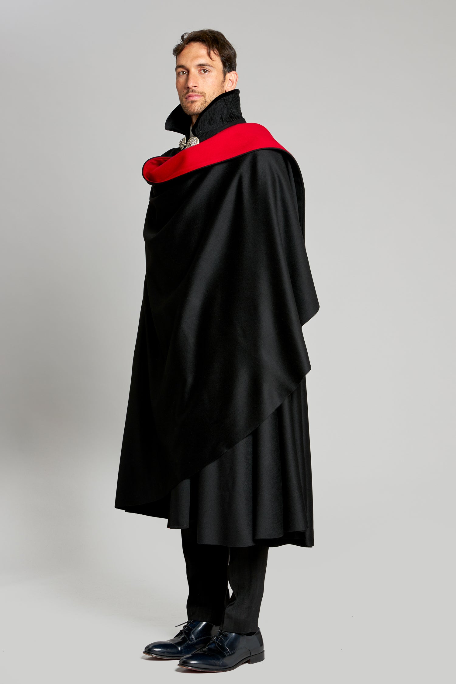 Ambasciata Velour LP Black