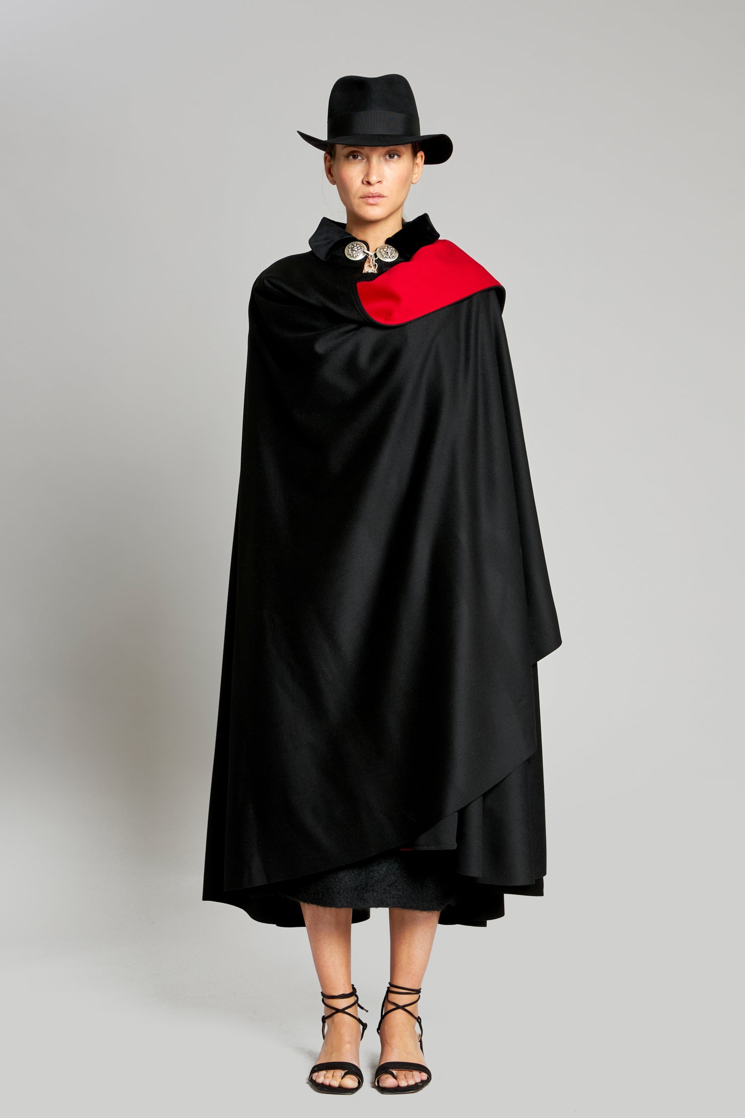 Ambasciata Velour LP Black