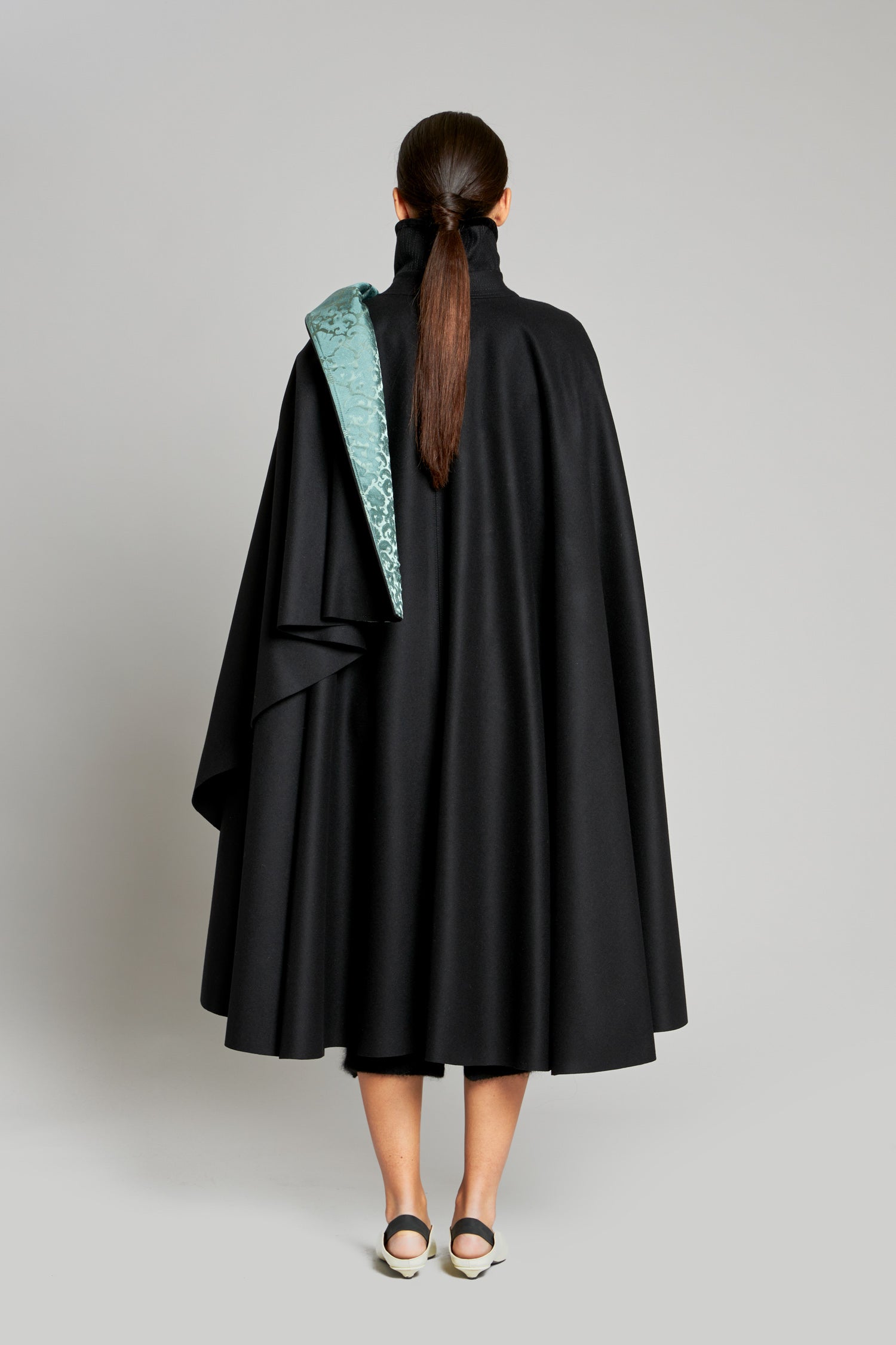 Damasco Panno Laguna Black