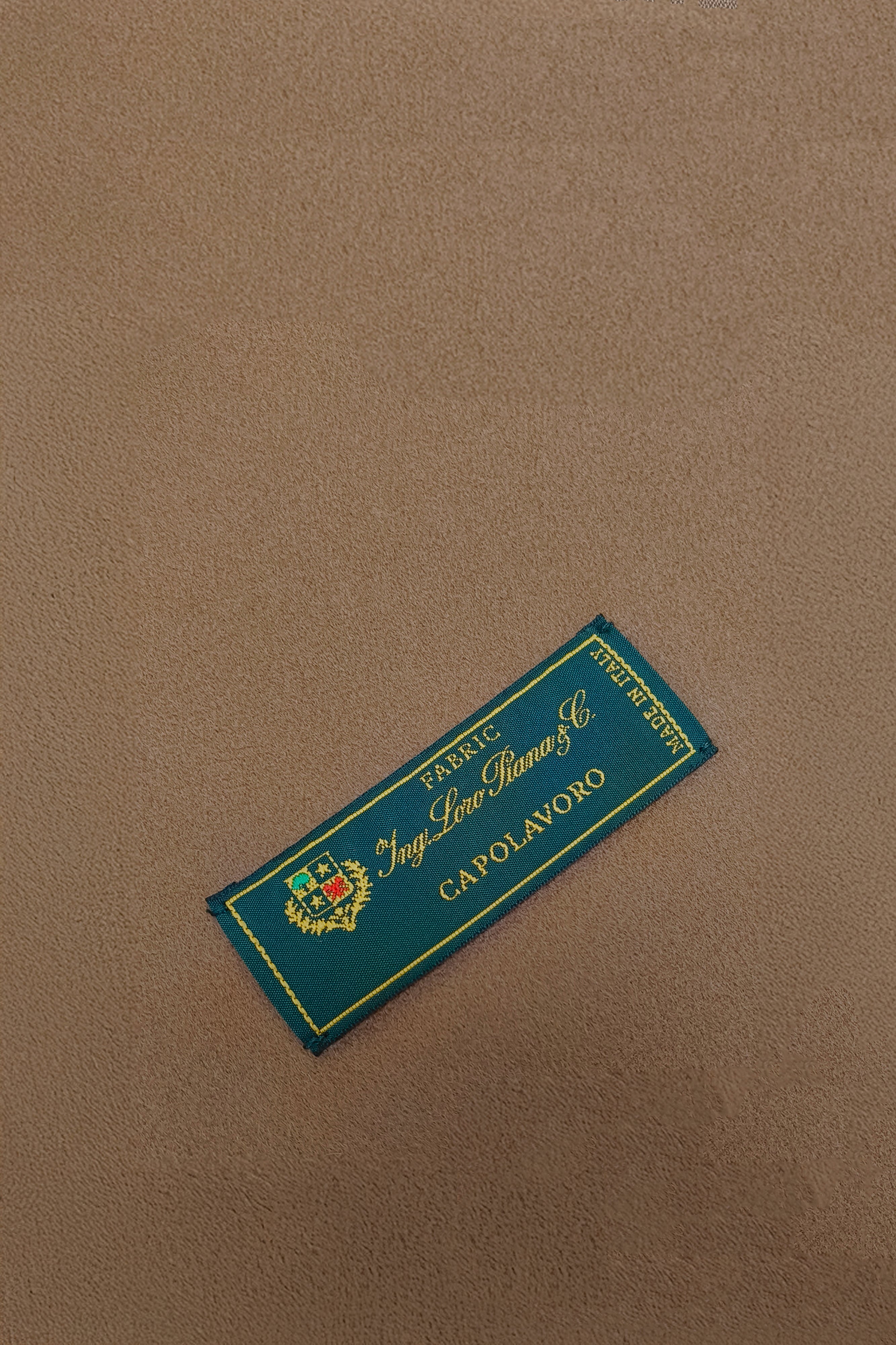 Berlino in tessuto Velour Loro Piana Camel